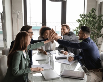 How To Motivate Your Team –  Leading Position, Wanting to Inspire People and Increase Their Productivity